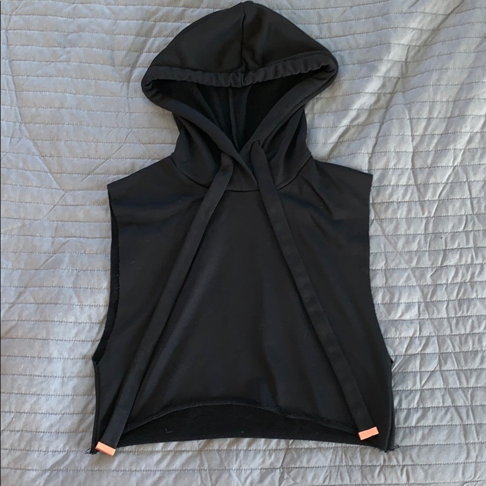 Cropped Sleeveless Hoodie